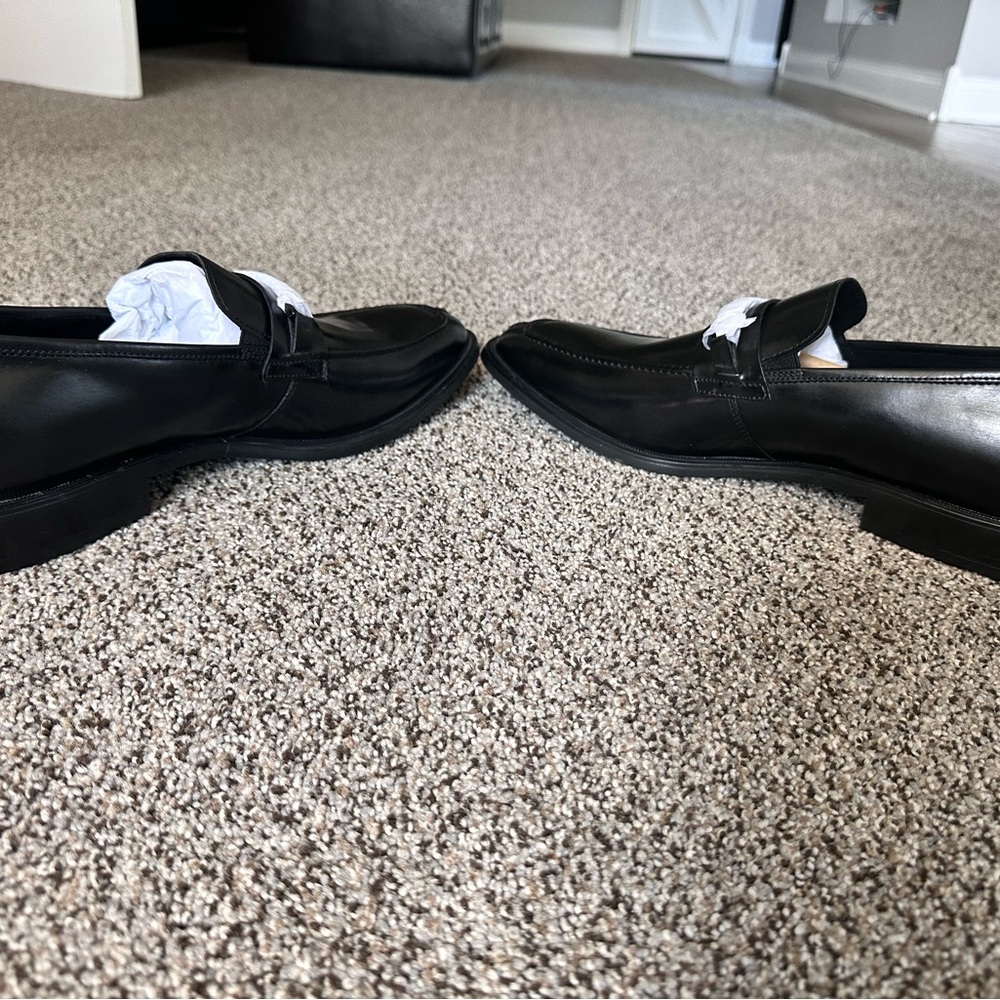 Kenneth Cole Black Men's Loafers - Picture 5 of 8